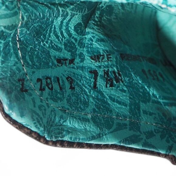 Corral Zebra Print Studded Pointed Toe Booties Grey / Black Women's 7.5M - Picture 11 of 12